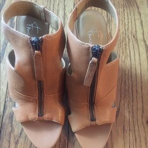 Wedge sandals